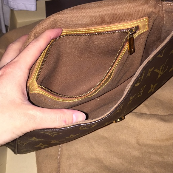 Authentic Louis Vuitton Mini Looping Shoulder Bag - Picture 4 of 7